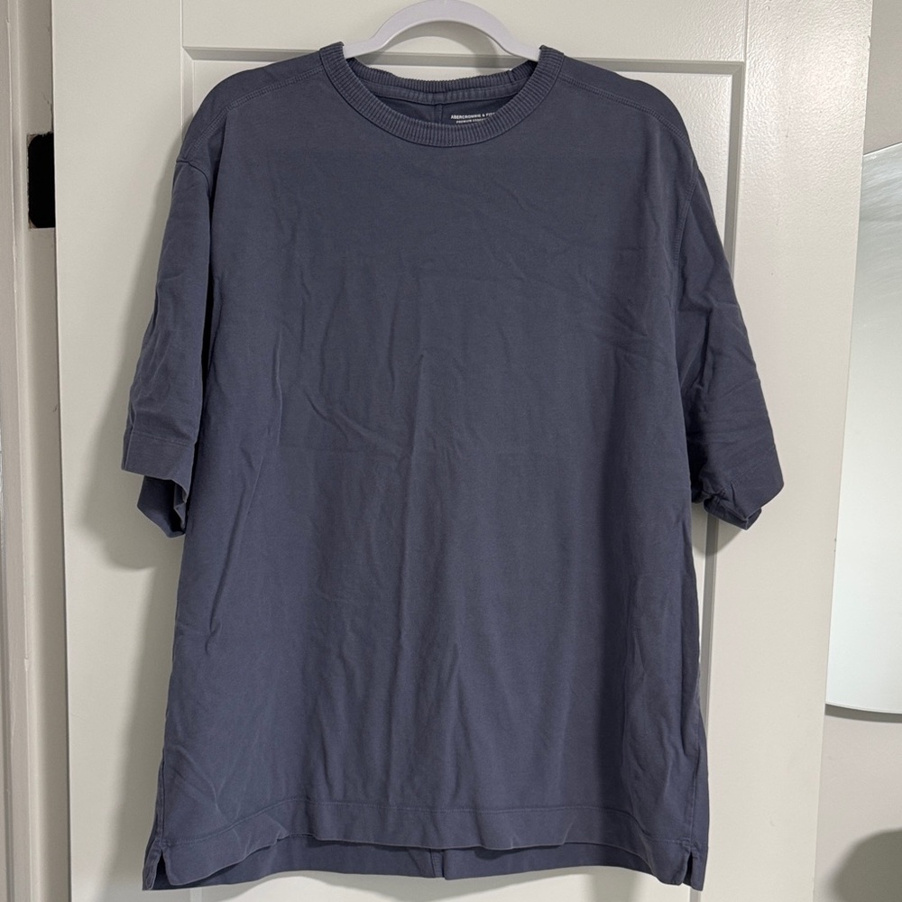 Abercrombie & Fitch Heavyweight Slate Gray Short Sleeve Tee - Men’s XL